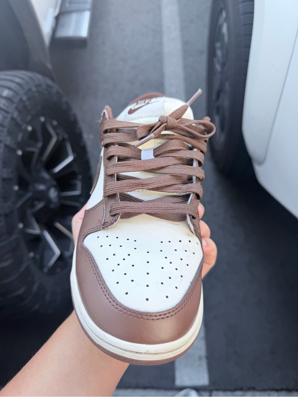 Nike Brown and Cream Low-Top Sneakers - Picture 2 of 9